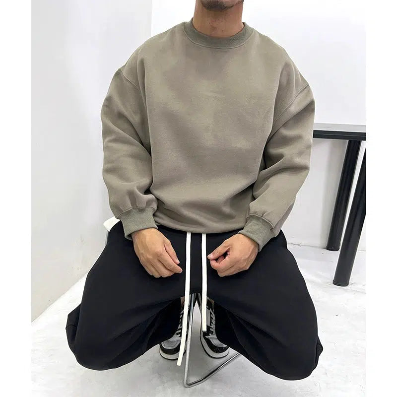 Loose Fit Crew Neck Sweatshirt