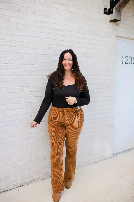 Cordelia Bootcut Corduroy Pants in Camel