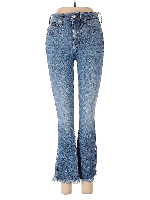 High-Rise Flare Jeans in Light Wash