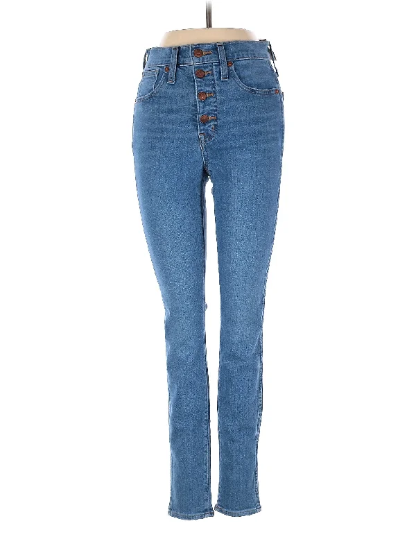 High-Rise Skinny Jeans in Medium Wash