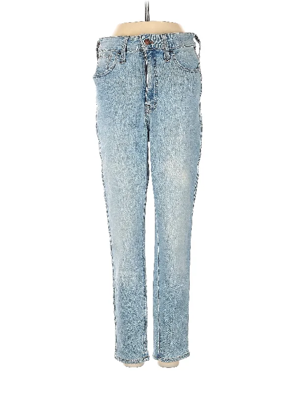 High-Rise Straight-leg Jeans in Light Wash