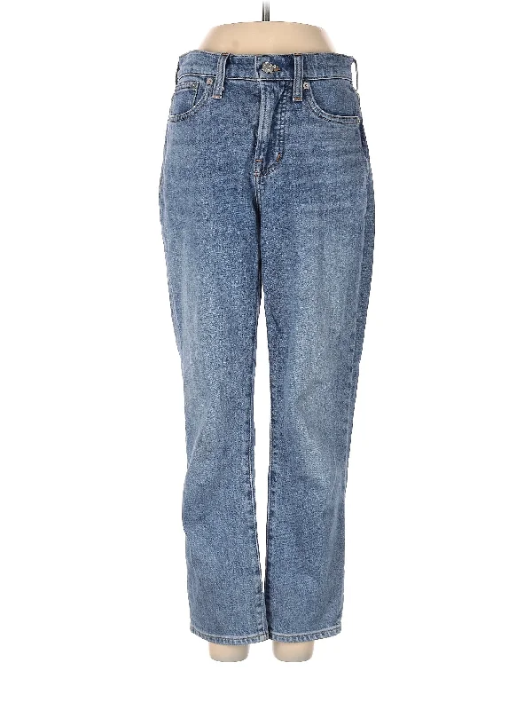 High-Rise Straight-leg Jeans in Medium Wash