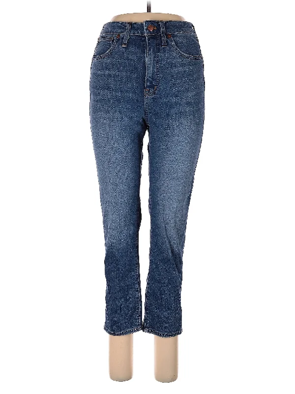 High-Rise Straight-leg Jeans in Medium Wash