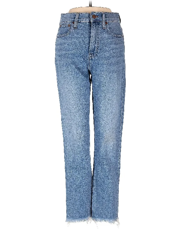 High-Rise Straight-leg Jeans in Medium Wash