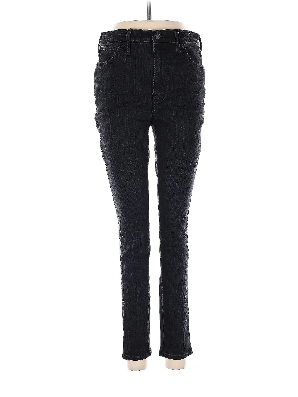 Mid-Rise Skinny Jeans in Dark Wash