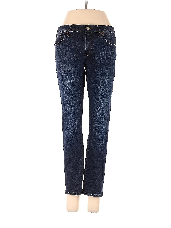 Mid-Rise Straight-leg Jeans in Dark Wash